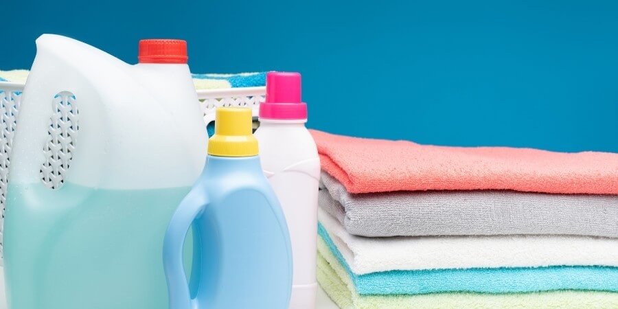 difference between front load detergent and top load detergent featured image